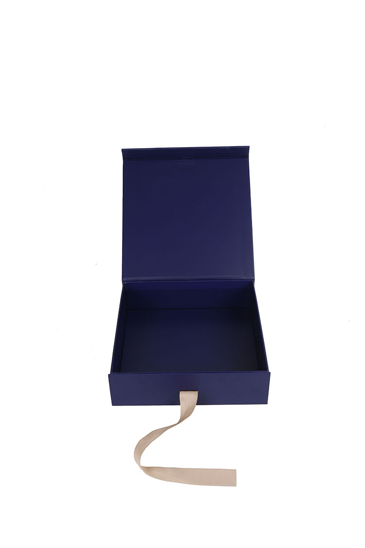 Wholesale Custom Paper Cardboard Book Style Magnet Cosmetic Packaging Set Gift Box(图4)