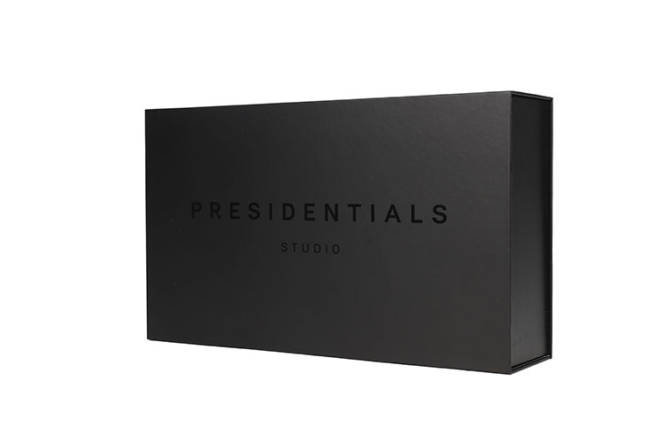 Wholesale Large Black Custom Logo Cardboard Packaging Box Luxury Magnetic Paper Gift Box