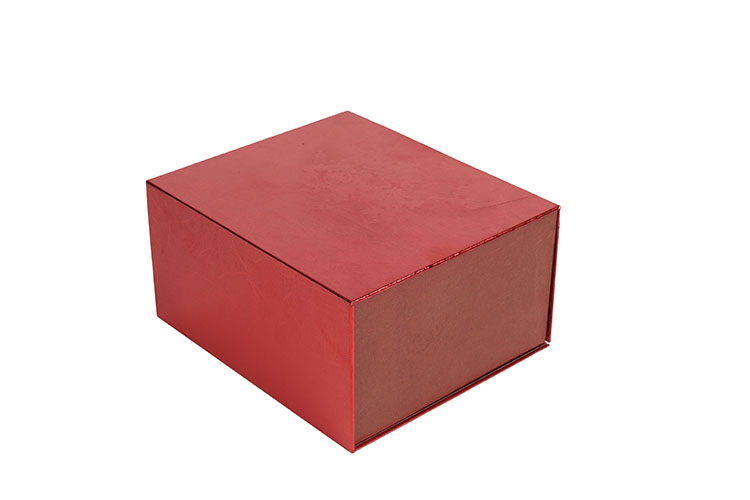 Wholesale Red cardboard packaging box magnetic custom gift box(图4)
