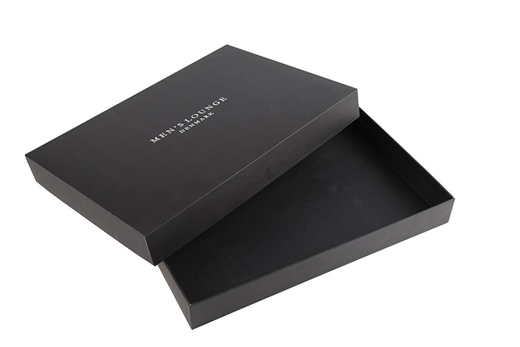 Lid And Base Rigid Cardboard Black Clothing Gift Packaging Box Custom T Shirt Box(图4)