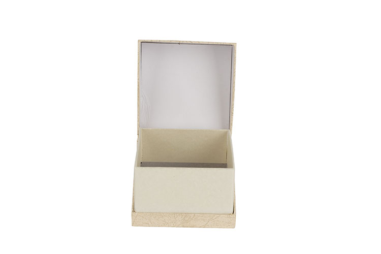 Customization Rigid Book Shape Magnetic Embossed Gold Foil Gift Folding Box With Insert(图5)