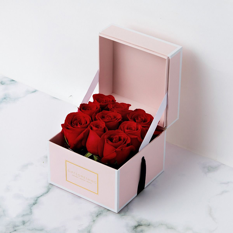 Luxury Fresh Rose Rigid Flower Packaging Square Box Gold Flowers Packages Box(图1)
